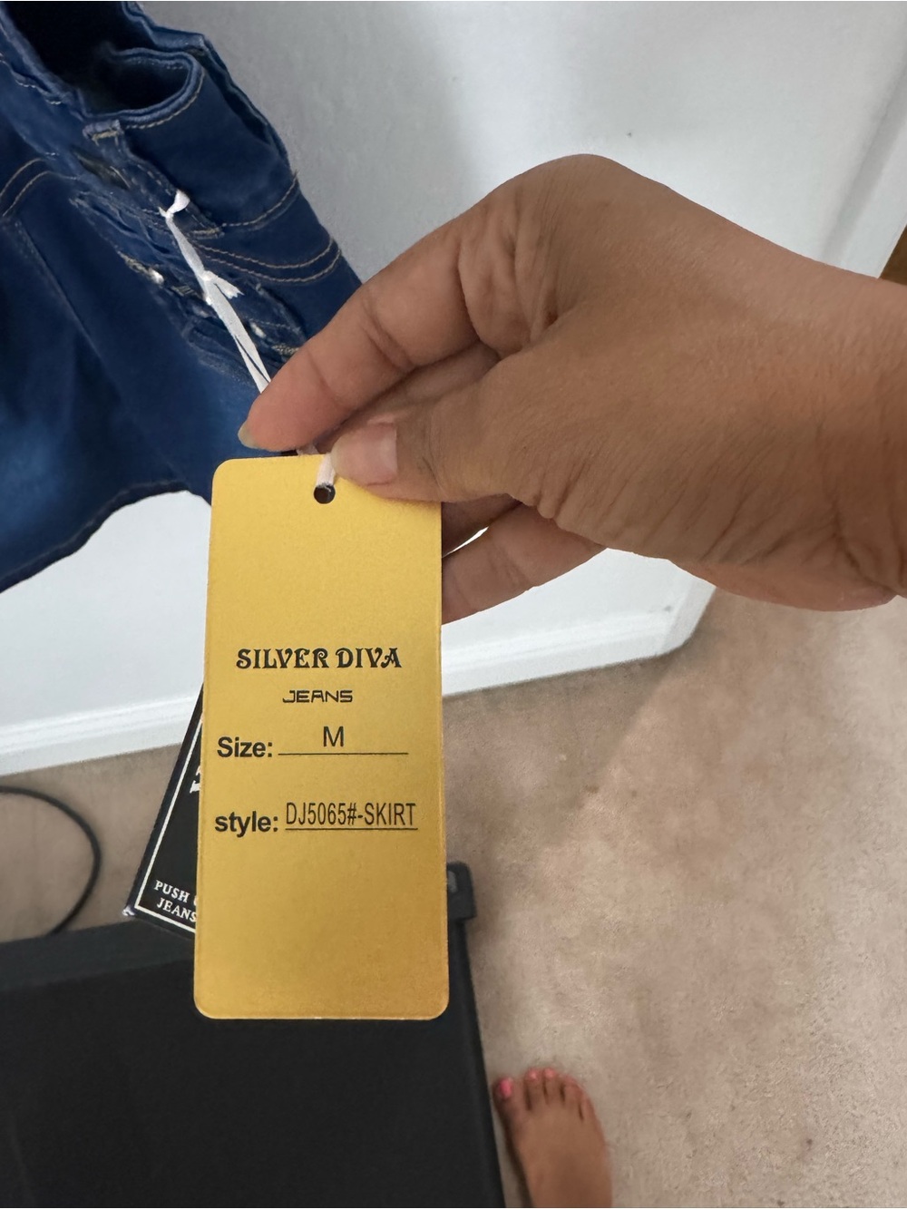 Jeans Subcategory Classification - Picture 3 of 3